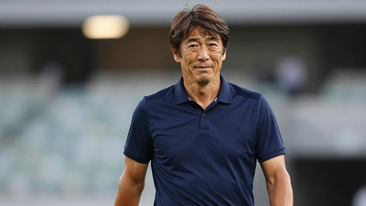 サッカー日本代表とＪリーグで進むガラパゴス化 監督の新規参入が少ない理由とその弊害