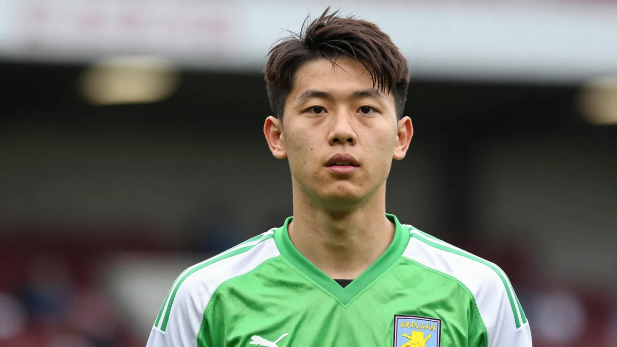 Japan's Suzuki Ayane linked with Aston Villa transfer