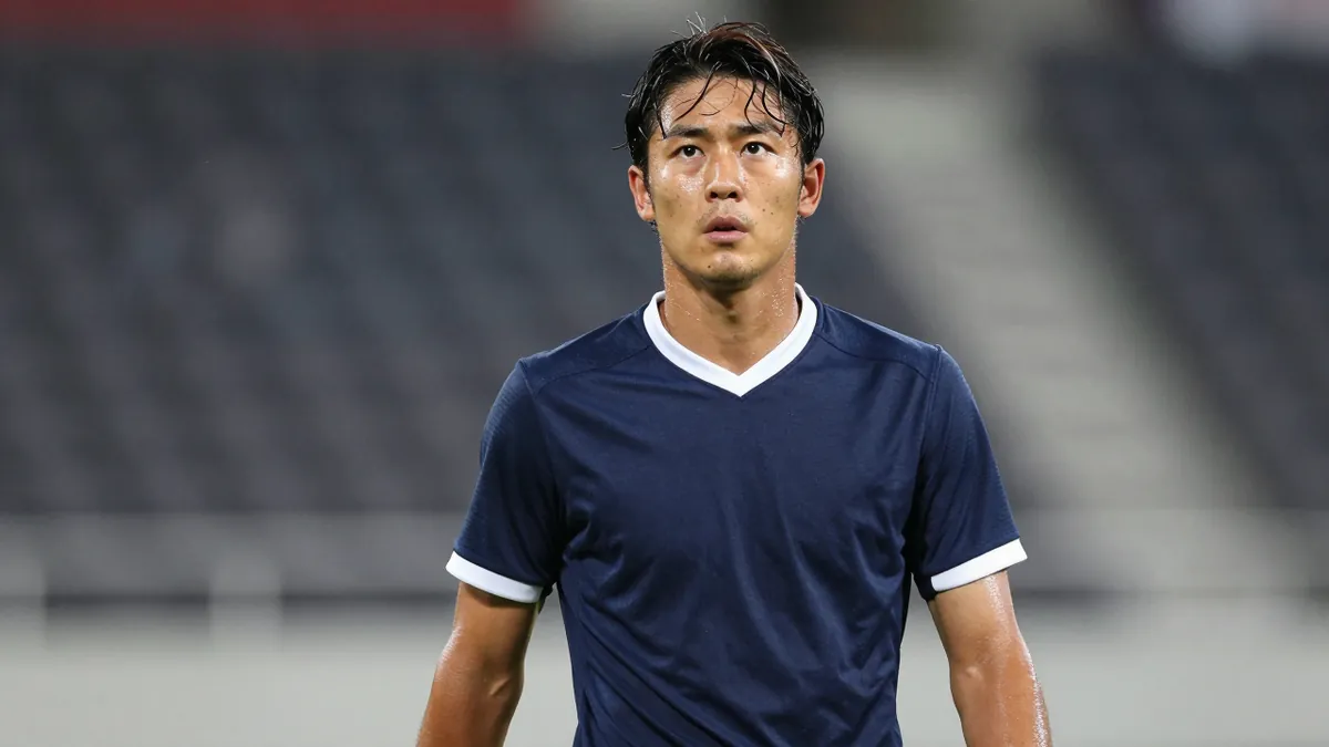 日本代表DF冨安健洋がクリスタル・パレスに移籍！鎌田大地と共に新シーズンに向けて